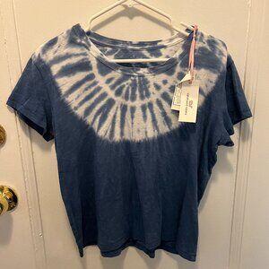 NWT Vineyard Vines Surftee